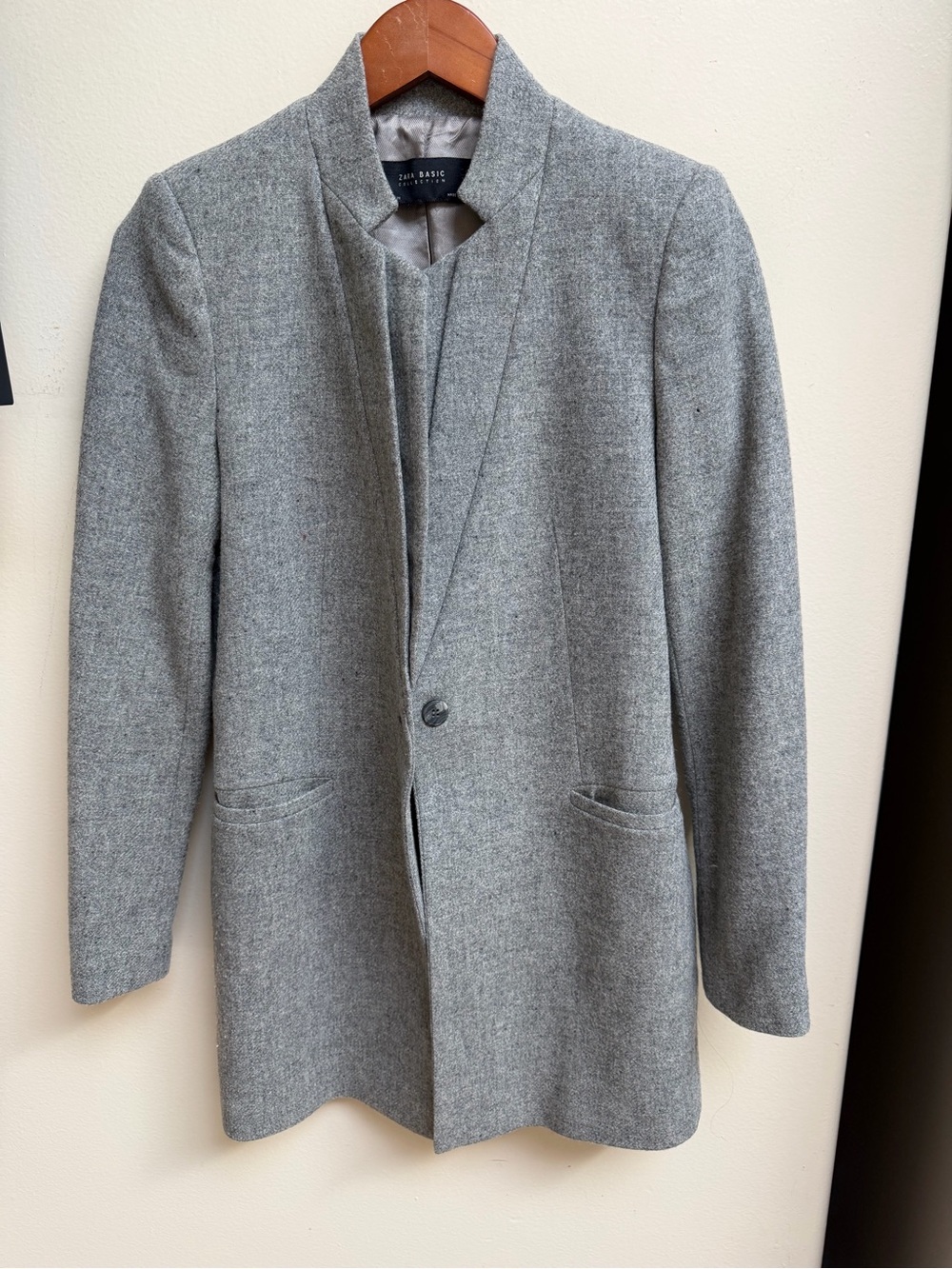 Zara Light Gray Single-Button Stand-Collar Blazer